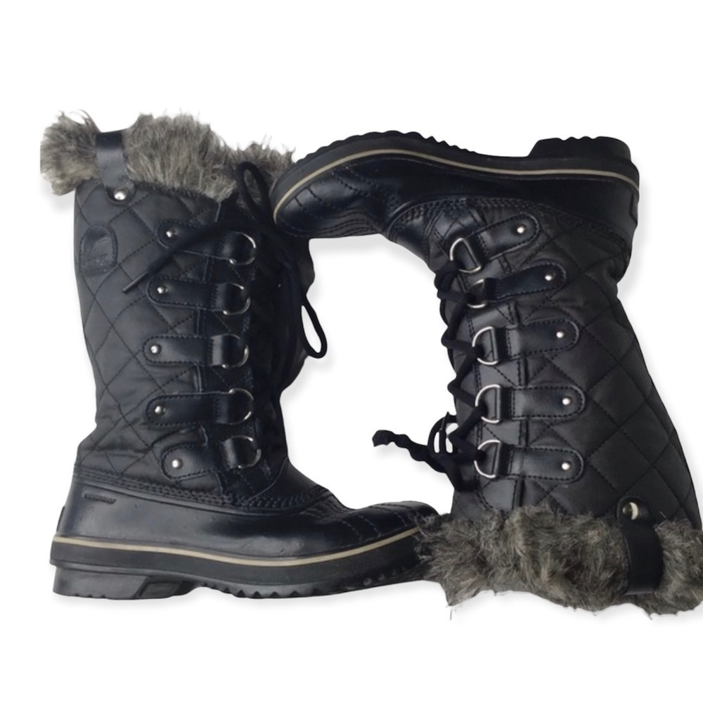 Sorel Tofino Waterproof Boots in Black.